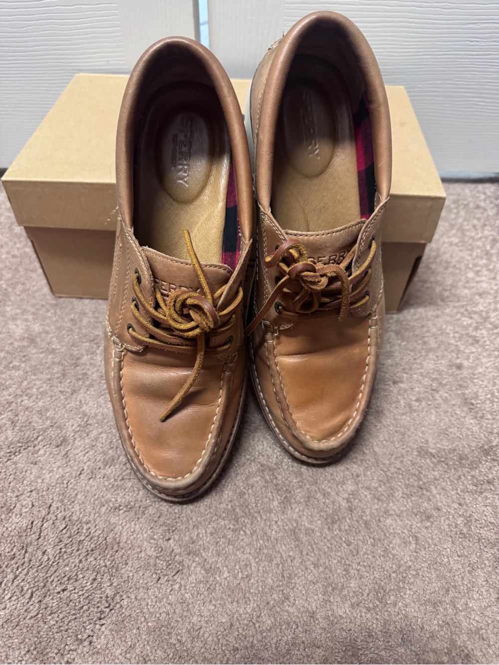 Sperry Woman’s Tan Leather Moccasin Boat Shoes